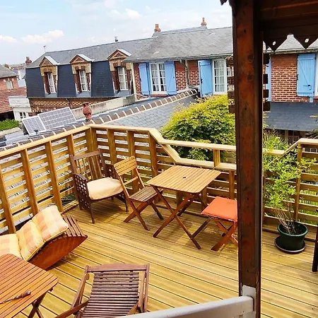 Huebsche 2-zimmer-wohnung By Interhome *