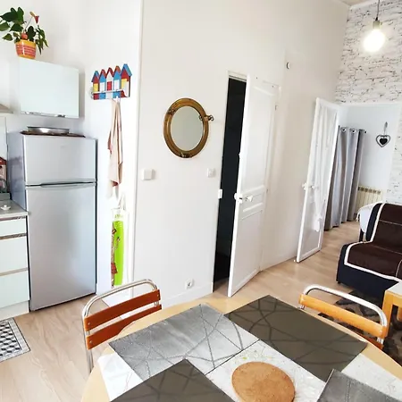 Huebsche 2-zimmer-wohnung By Interhome *