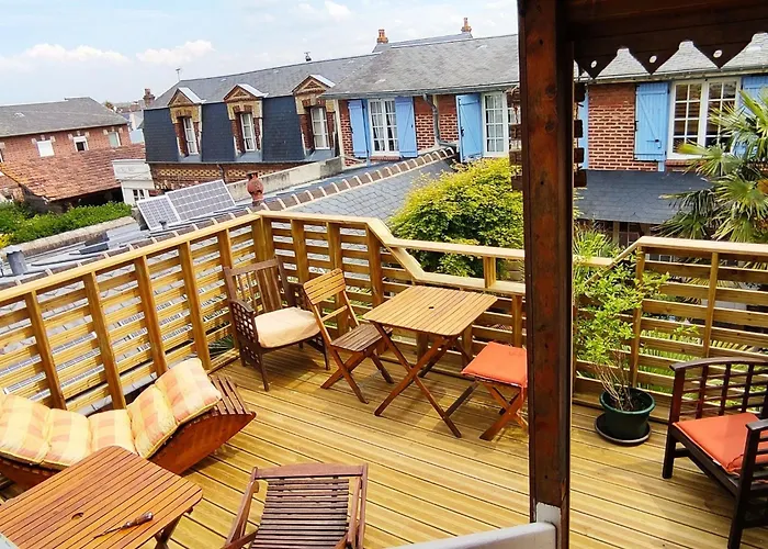 Huebsche 2-zimmer-wohnung By Interhome *