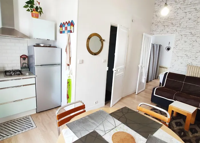 Huebsche 2-zimmer-wohnung By Interhome *